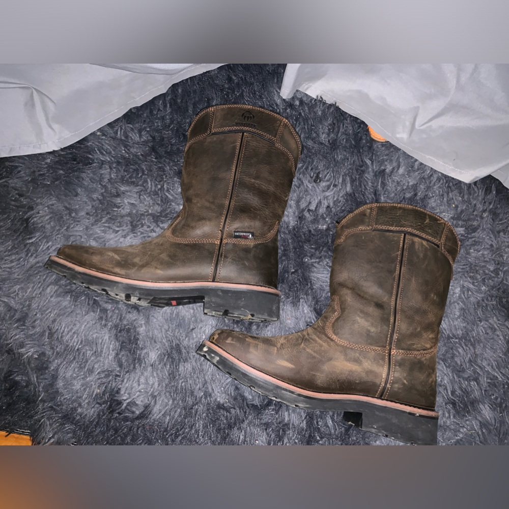 Wolverine Work Boots - image 4